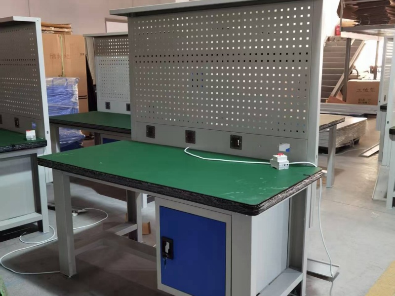 Selecting Composite Workbenches for Electronics Assembly: Load, Surface, and 6S Compatibility